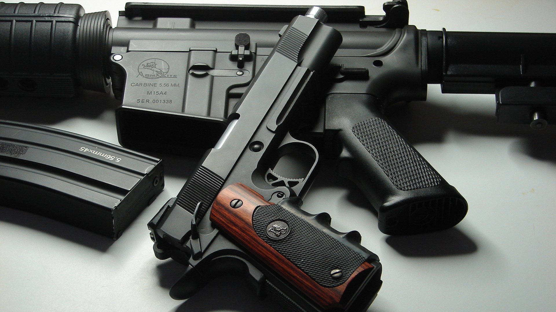 唯一性的证明，哈斯以工业级碾压撕裂赛道，周冠宇用决策终结索伯的悬念