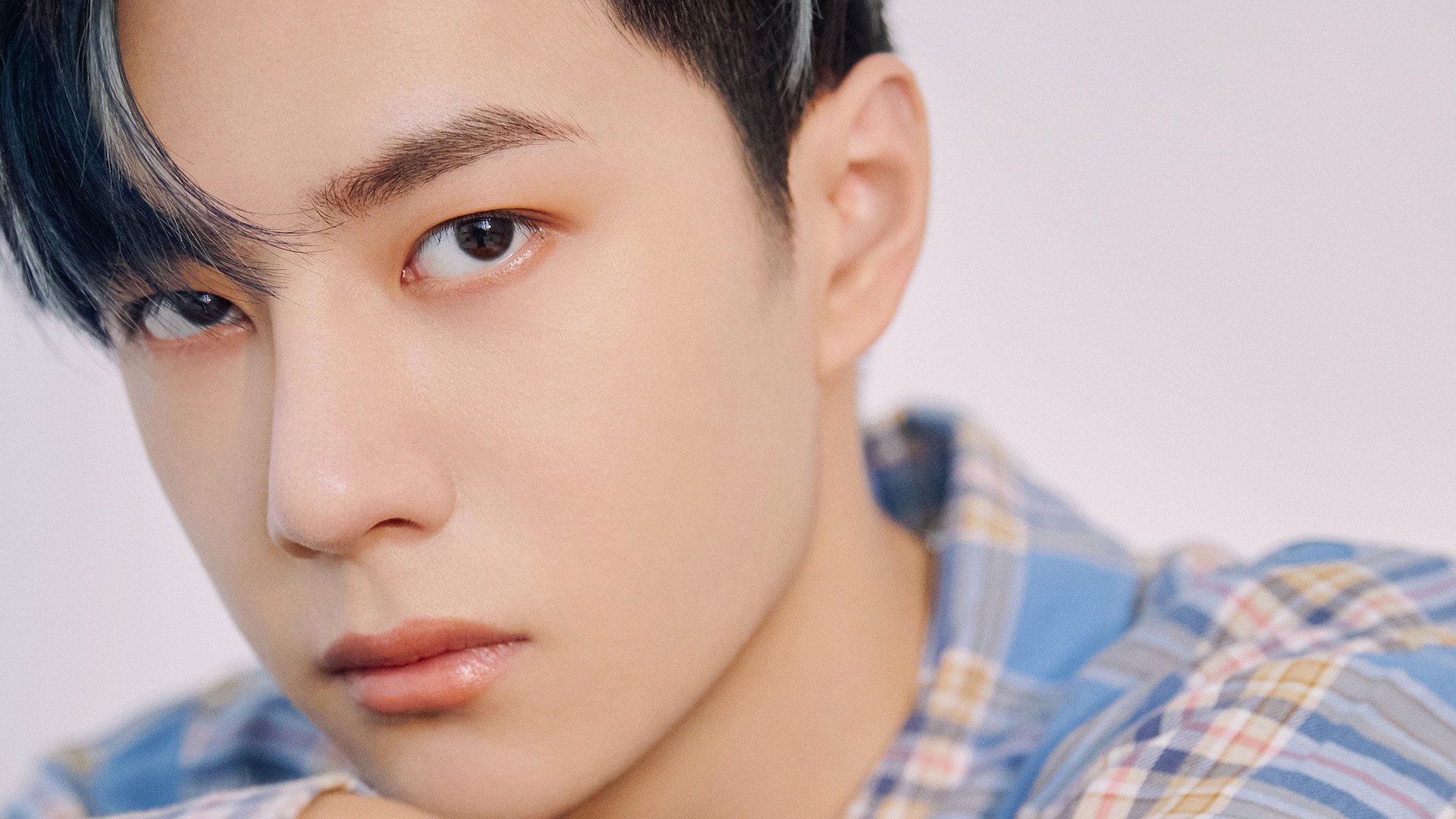 您提到的马赛力克安哥拉可能存在信息误差。在足球领域，安哥拉是国家队（非洲）而欧冠是欧洲俱乐部赛事，两者没有交集。您可能指的是其他俱乐部（例如本菲卡、波尔图等葡萄牙球队，其拼写或简称可能被混淆）